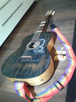 Gitara elektrostatyczna Defil/Framus Carmen inny