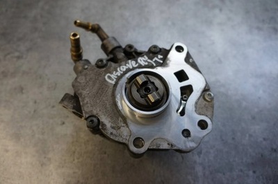 Насос вакуум land rover discovery iv 3.0 фото №1