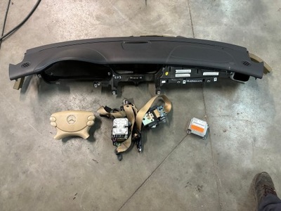 Панель приладів панель приладів dwie подушки безпеки dwa ремені mercedes cls w219 набір фото №1