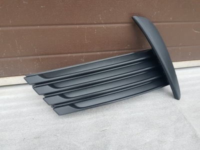 Заглушка решітка бампера перед ліва corolla e16 16-19r lift фото №1