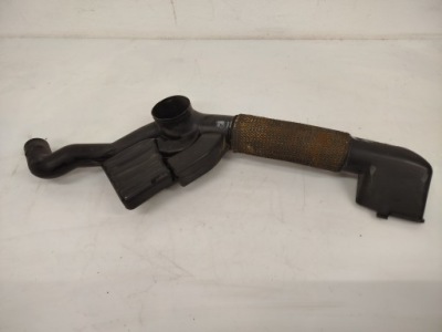 Труба впускной воздуха mini cooper r50 1.6 16v 1477835-04 фото №1