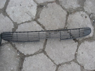 Решітка радіатора решітка бампера opel vectra b 90464533 фото №1