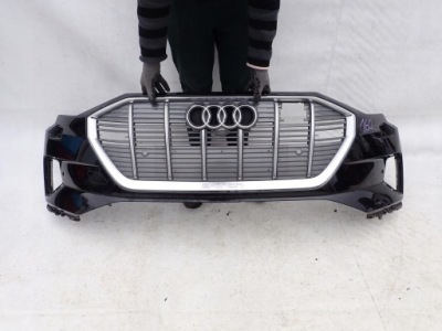 Audi e-tron 18- бампер перед передній spr pdc фото №1