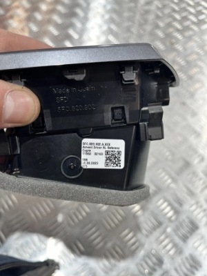 Решітка обдув перед права cupra formentor 20- фото №1