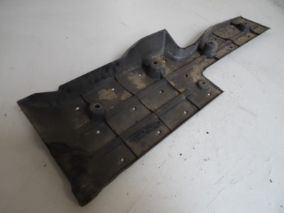 Захист нижня двигуна toyota prius ii 5816747010 фото №1