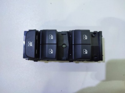 Kia xceed перемикач вікон 93570j7000 фото №1