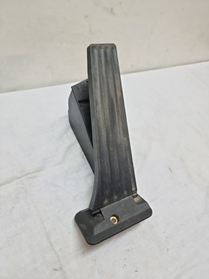 Bmw 7 g11 педаль газу фото №1