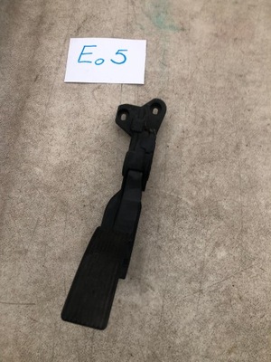 Педаль газа mercedes-benz оригинальный номер a1663000004 фото №1