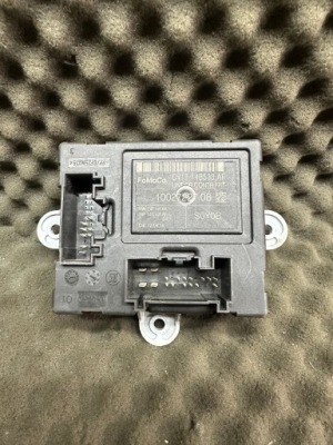 Cv1t-14b533-af блок управления модуль дверь ford fiesta фото №1