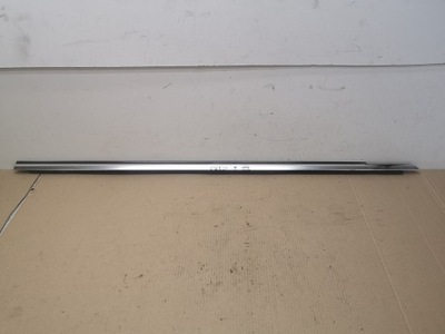 Молдинг уплотнитель хром дверь правая vw eos 05-10 фото №1