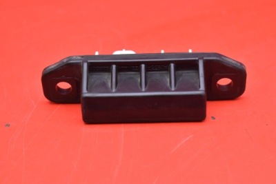 Ручка кнопка крышки задняя 15d355 toyota yaris cross 20-25 фото №1