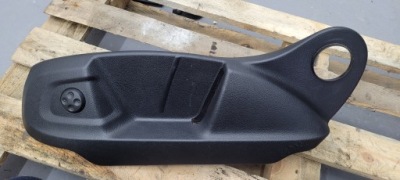 Q5 8r захист сидіння перед лівий перед 8r0881313 фото №1