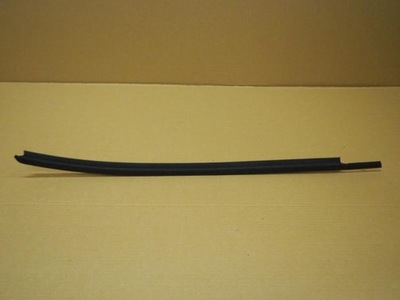 Молдинг parapet дверь правых задних peugeot 207sw фото №1