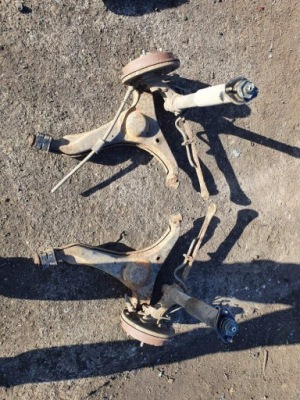 Рычаг задний kompletny правый suzuki swift mk1 99 фото №1