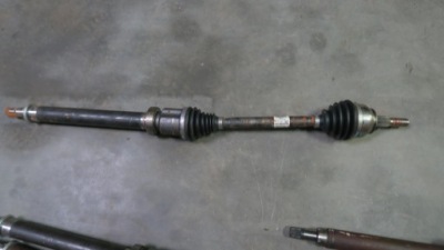 Ford focus mk3 1.6 бензин привідний вал права автоматична коробка передач фото №1