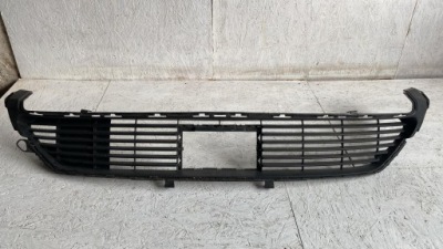Opel grandland x 17- решітка середня бампера перед pod радар yp00082177 фото №1