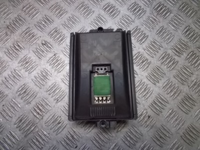 Резистор резистор вентилятор vw bora 1j0819022 фото №1