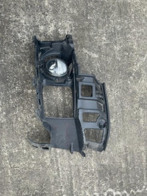 Накладка бампера + противотуманная фара mini cooper countryman фото №1