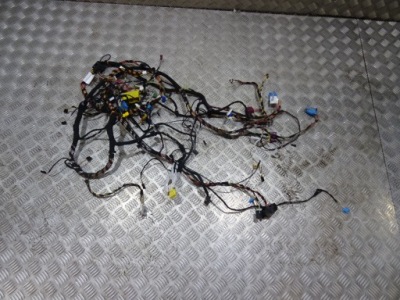 Mercedes w205 купе рестайлинг  idealna электропроводка консоли фото №1