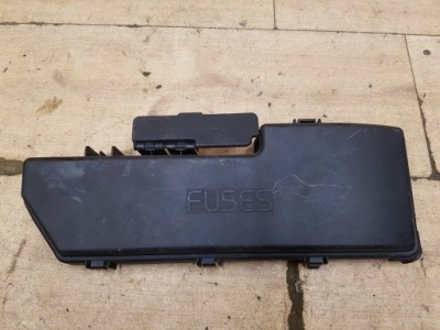 Крышка защита коробка предохранителей volvo s80 фото №1