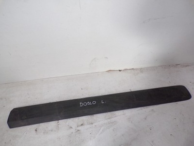 Молдинг двері лівий перед fiat doblo фото №1