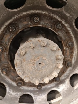 Ступица комплектная задняя volvo fl 6 00-06 22.5 фото №1