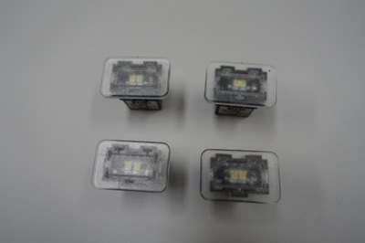 Audi a8 s8 d4 лампа освещение кабины фото №1