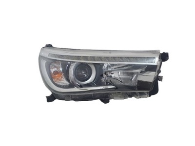 Лампа перед передняя правая toyota hilux 2015-2018 фото №1