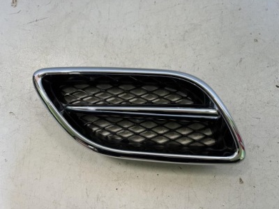 Решітка радіатора решітка радіатора права nissan primera p11 lift 99-02 фото №1