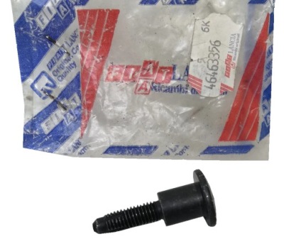 Болт покрытие пол fiat grande punto evo новый оригинал оригинальный номер 46463356 фото №1