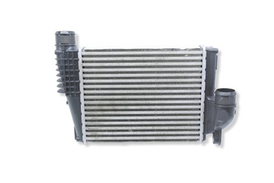 Scudo iii expert iii jumpy proace vivaro c 1.5hdi радіатор інтеркулер фото №1