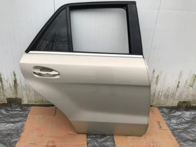 Дверь правое задний  задние mercedes ml 166 794 фото №1