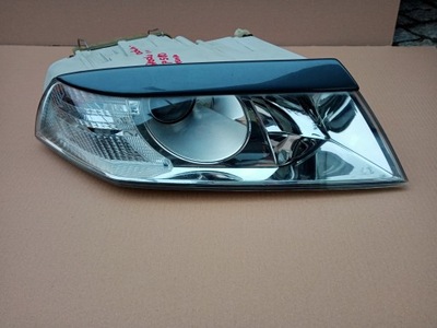 Skoda octavia ii правая лампа перед ксенон фото №1