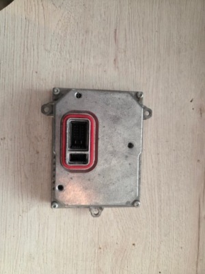 Mercedes audi преобразователь модуль ксенон 1307329203 фото №1