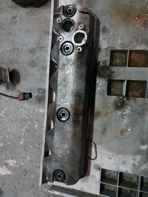 Крышка клапанов vw crafter 2.5tdi фото №1