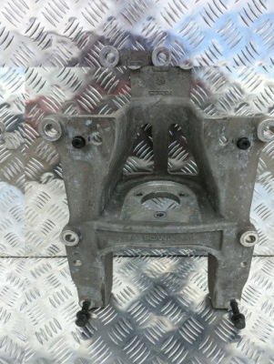 Кронштейн кронштейн подушки безпеки кабіни scania s ntg фото №1