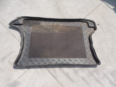 Space star 1.6 1998 98 обшивка резиновый багажника фото №1