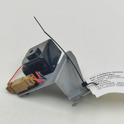 Nissan leaf ii ze1 2018 сирена сигнализация фото №1