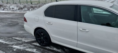 Дверь задние правое skoda superb 2 ii lf9e 9p9p фото №1