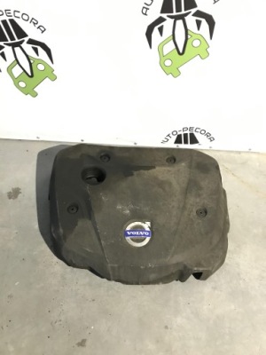 Volvo кришка двигуна 31319209 фото №1
