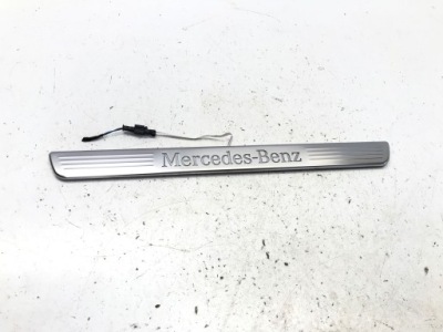 Mercedes gla 2 h247 2024 накладка  накладка порога  правый  передок  led a1776809905 фото №1