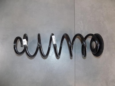 Vw golf vii пружина задня 5q0511121ac фото №1