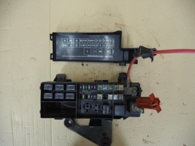 Коробка предохранителей chrysler pt cruiser 2.0 16v фото №1