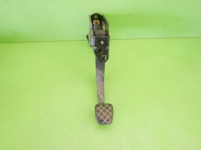 Педаль сцепления audi a3 i 8l 1.6 8v akl 96-00 фото №1