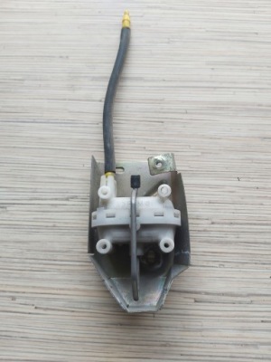 Привод замка крышки 1408003475 mercedes w140 фото №1