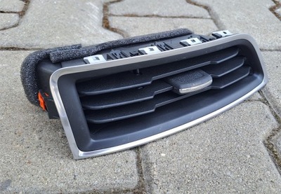 Ford s-max mk2 решітка обдув права em2b-19c681 фото №1