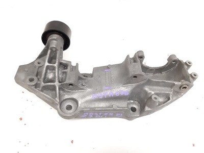 Кронштейн генератора master iii 2.3 dci 117103585r фото №1