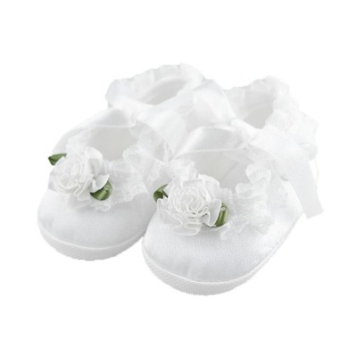 Białe buciki do Chrztu z białym kwiatkiem 13