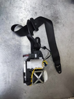 Mercedes e klasa w213 pas безпеки правий передній перед фото №1