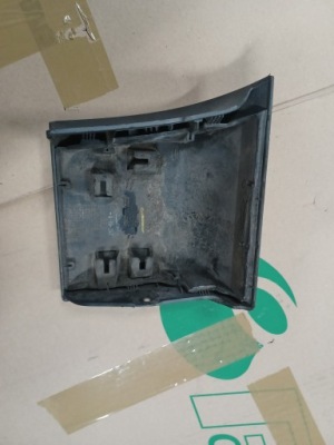 Накладка крыла порог правая audi q7 4l фото №1